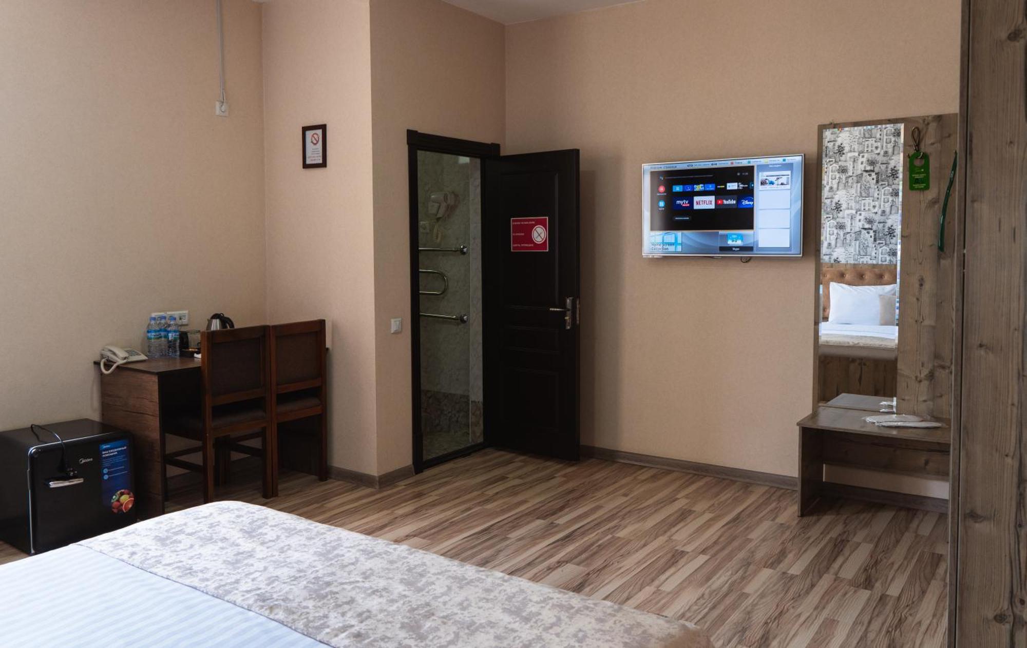 Tourist Inn Hotel Ташкент Екстер'єр фото