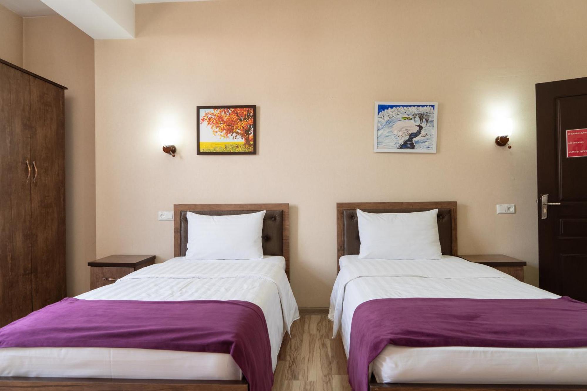 Tourist Inn Hotel Ташкент Екстер'єр фото