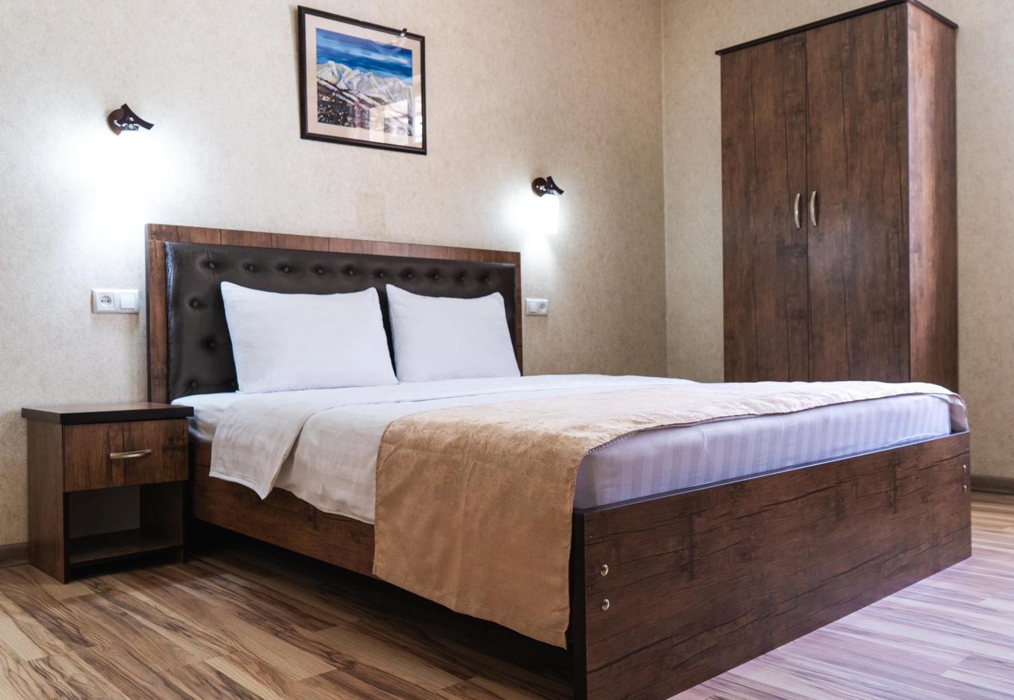Tourist Inn Hotel Ташкент Екстер'єр фото