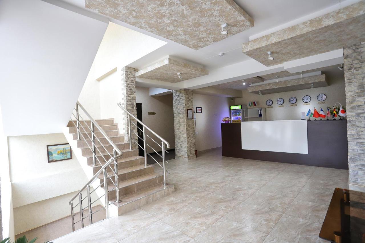 Tourist Inn Hotel Ташкент Екстер'єр фото